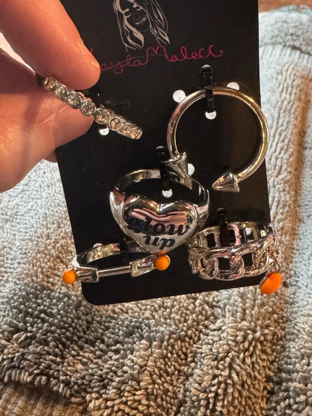 🌟 3/$20 Eligible! NWT Kayla Malecc/Spencer's Silver Tone 5 Ring Set